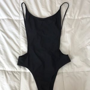 FAMOUS VIRAL SUNNYCO SUIT